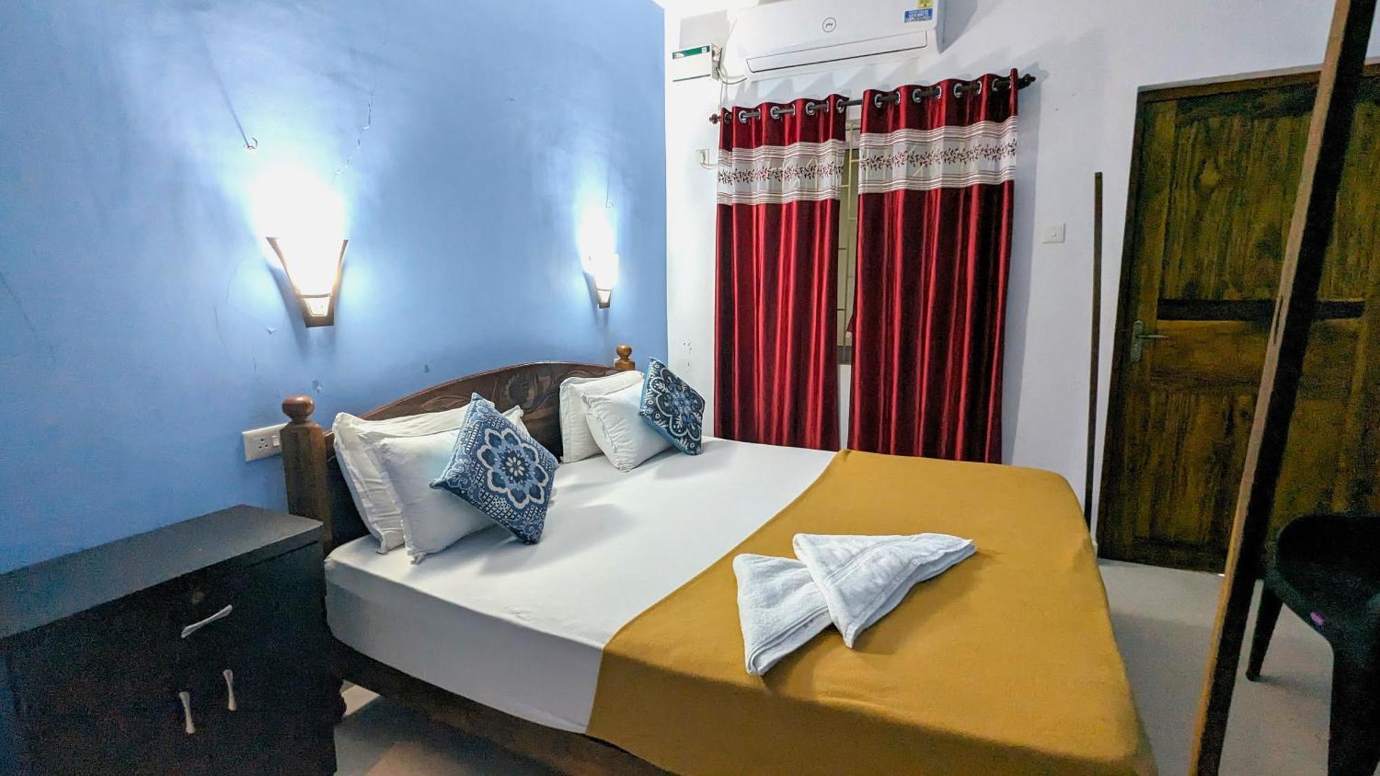 Santana Guest House Agonda Esterno foto