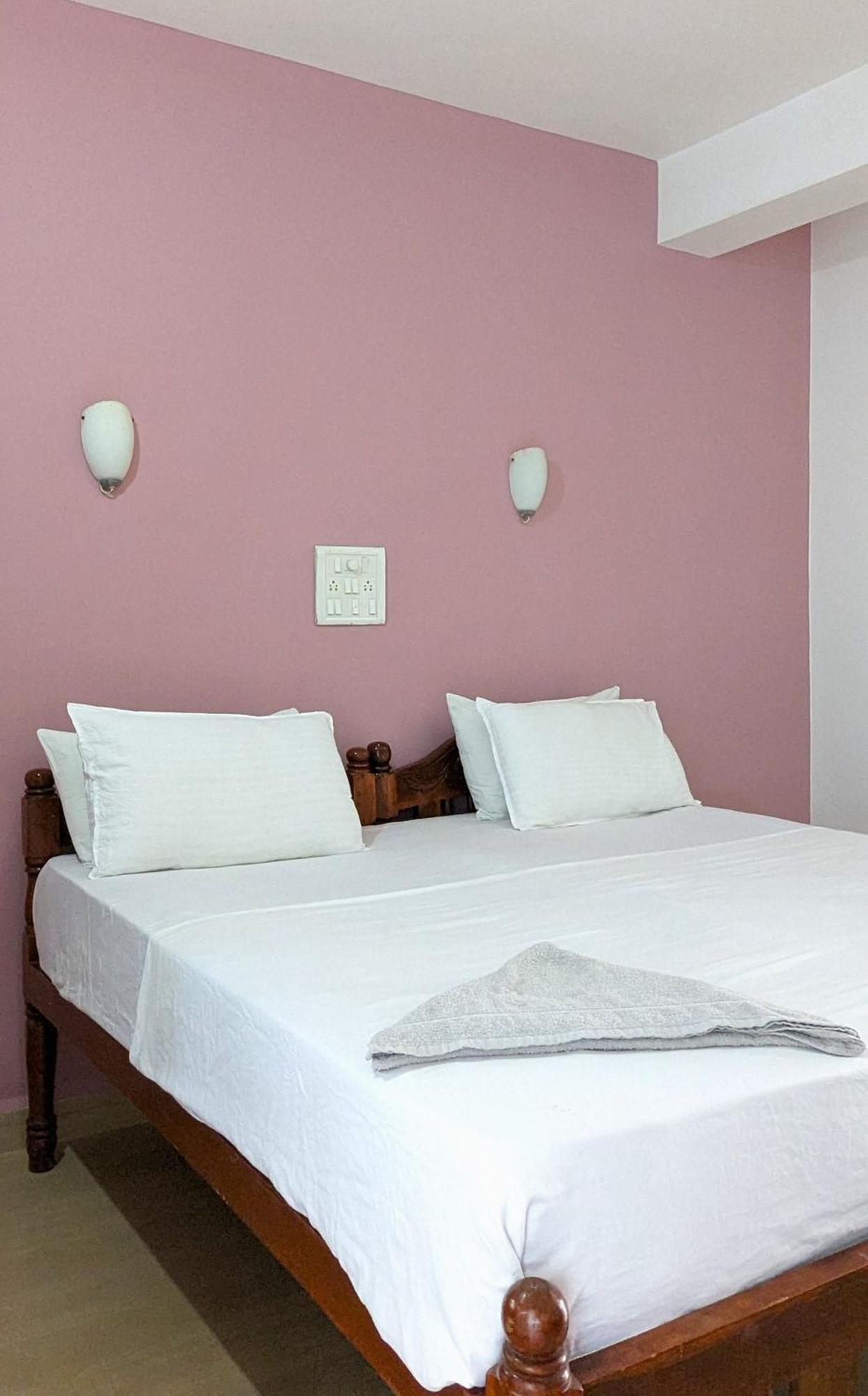 Santana Guest House Agonda Esterno foto