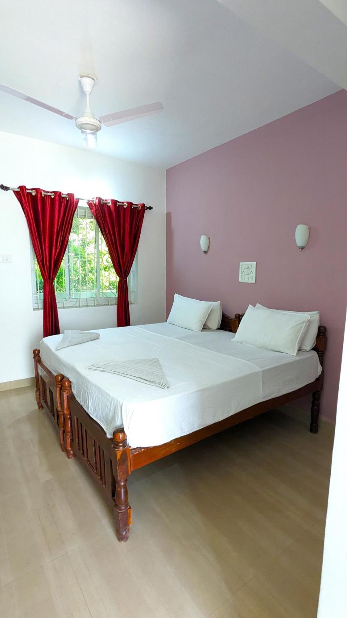 Santana Guest House Agonda Esterno foto