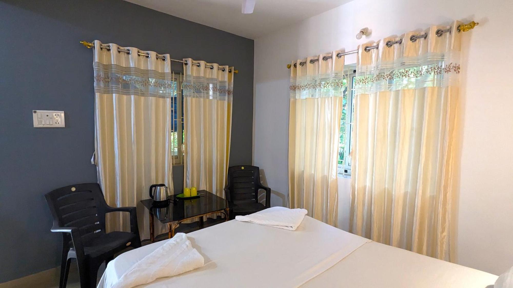 Santana Guest House Agonda Esterno foto